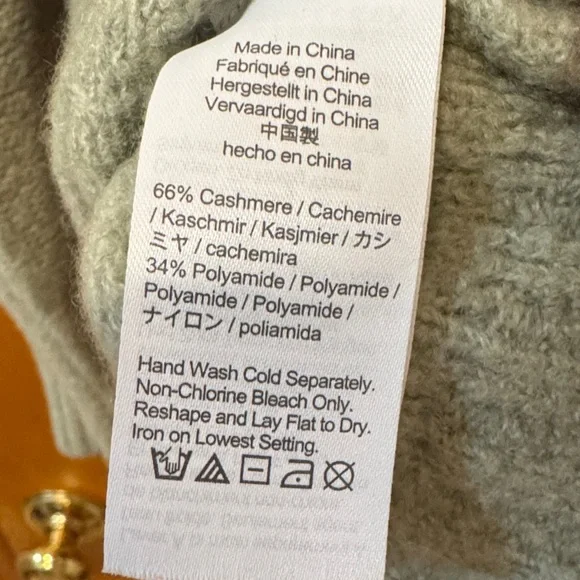 J. Crew Women's Cable Knit cashmere Sweater -light green - Picture 5 of 5